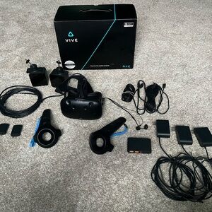 HTC Vive VR Headset Complete Set Full Kit System Virtual Reality Used
